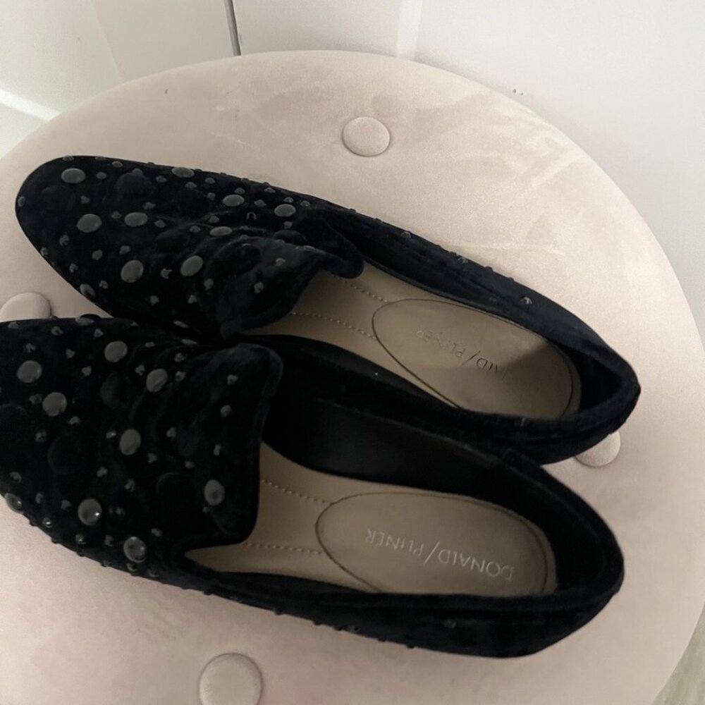 Donald J. Pliner Black Velvet Beaded Loafers Size 8 - Picture 4 of 6